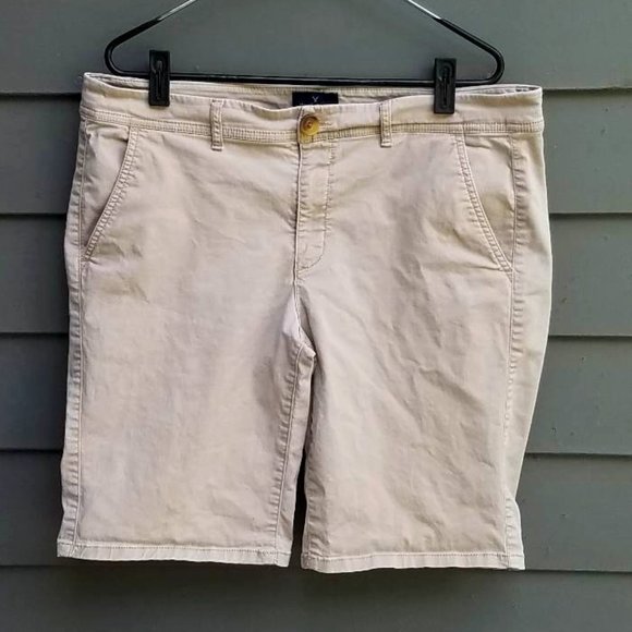 American Eagle Outfitters Pants - American Eagle Khaki Bermuda Shorts size 14
